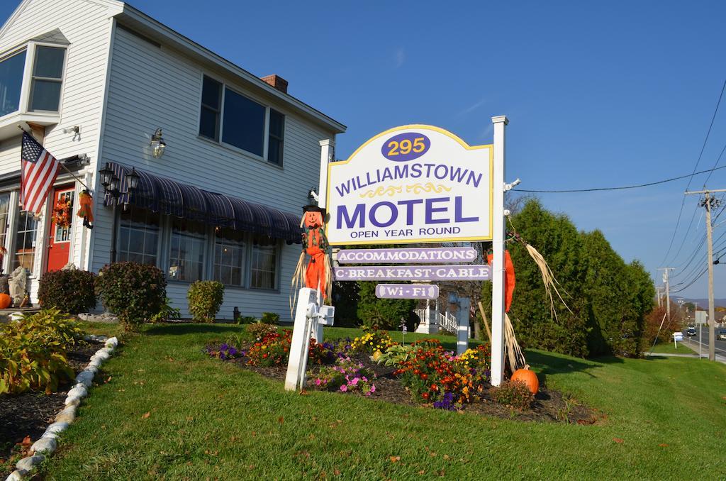 Williamstown Motel Exterior foto